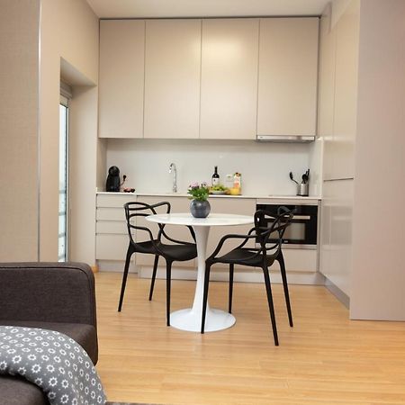 Design Flat In Braga - By Tonsdeverde Bagian luar foto