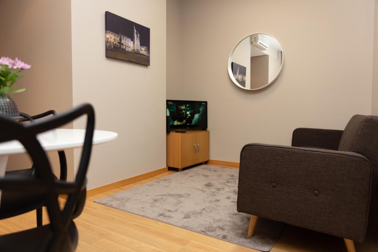 Design Flat In Braga - By Tonsdeverde Bagian luar foto