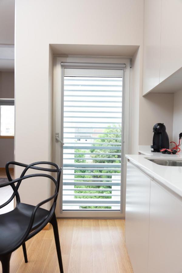 Design Flat In Braga - By Tonsdeverde Bagian luar foto